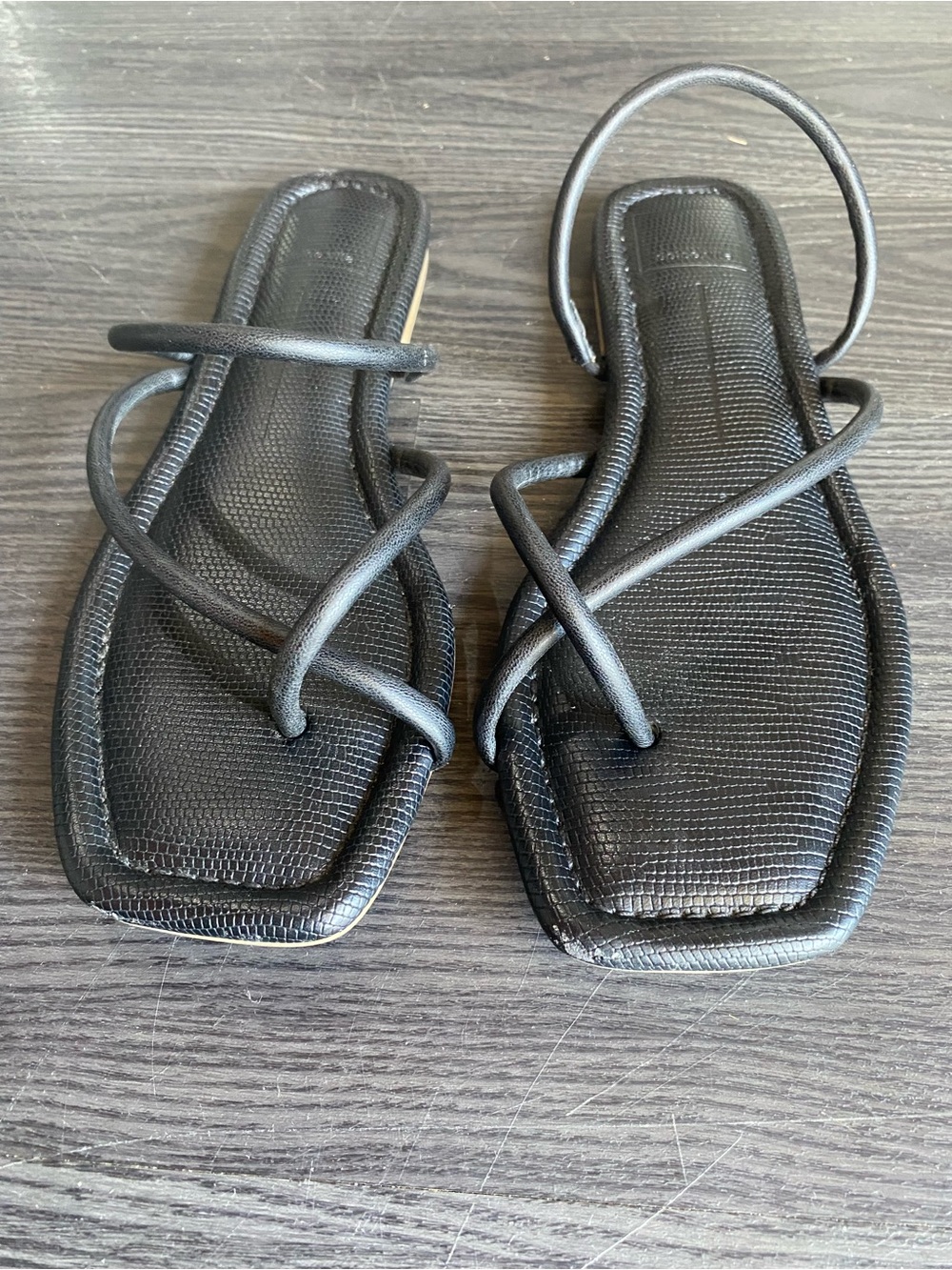 Dolce Vita Leanna Black Flat Sandals Slip On Classy Casual Business Work